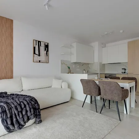 Riverside By Lion Apartment *