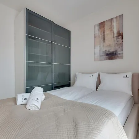 Riverside By Lion Gdańsk