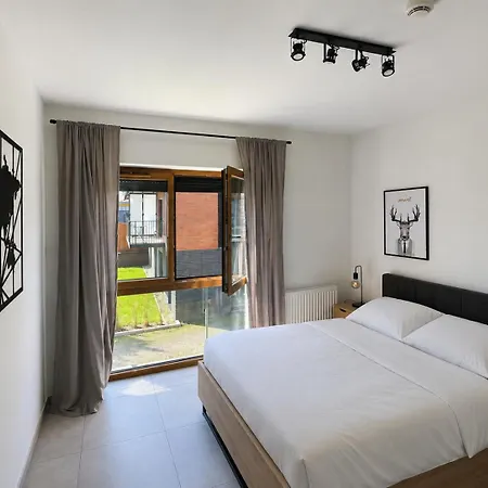 Nadmotlawie Riverside Apartment With Sauna, Gym & Kids Room By Lion Apartments *