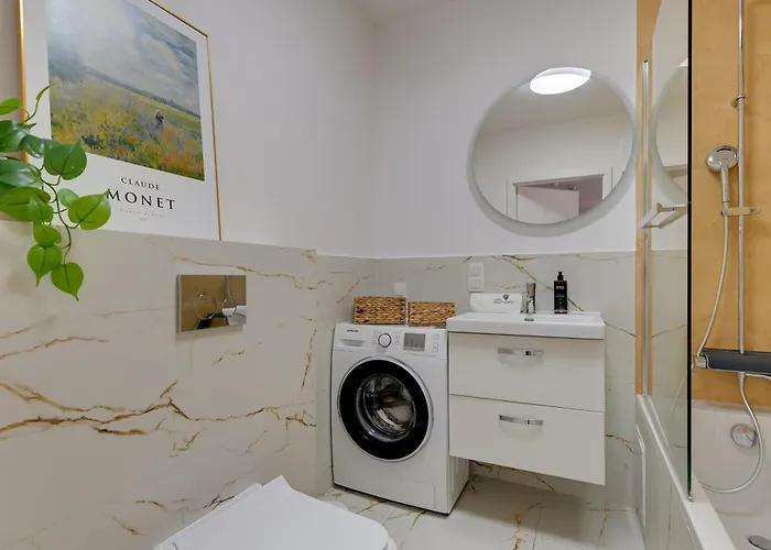 Riverside By Lion アパート